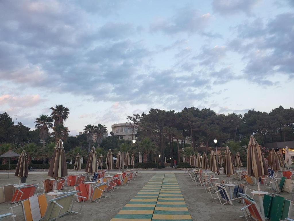 Salty blue, 2 bedroom apartment, by the beach - Image 5