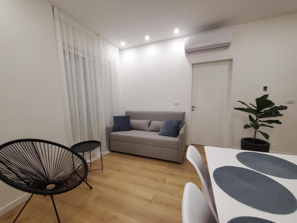 Salty blue, 2 bedroom apartment, by the beach - Image 8