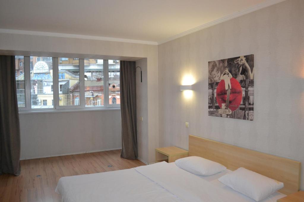 BestKievApartment - One-Bedroom Apartment - 11 Baseina Street