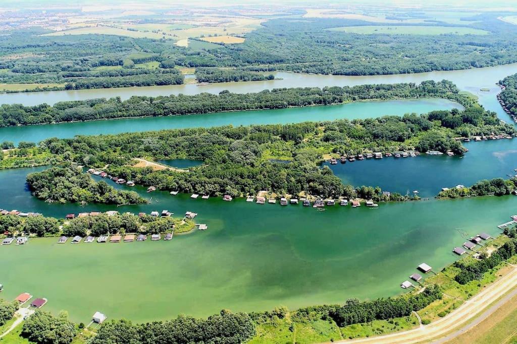 Příroda nedaleko apartmánu