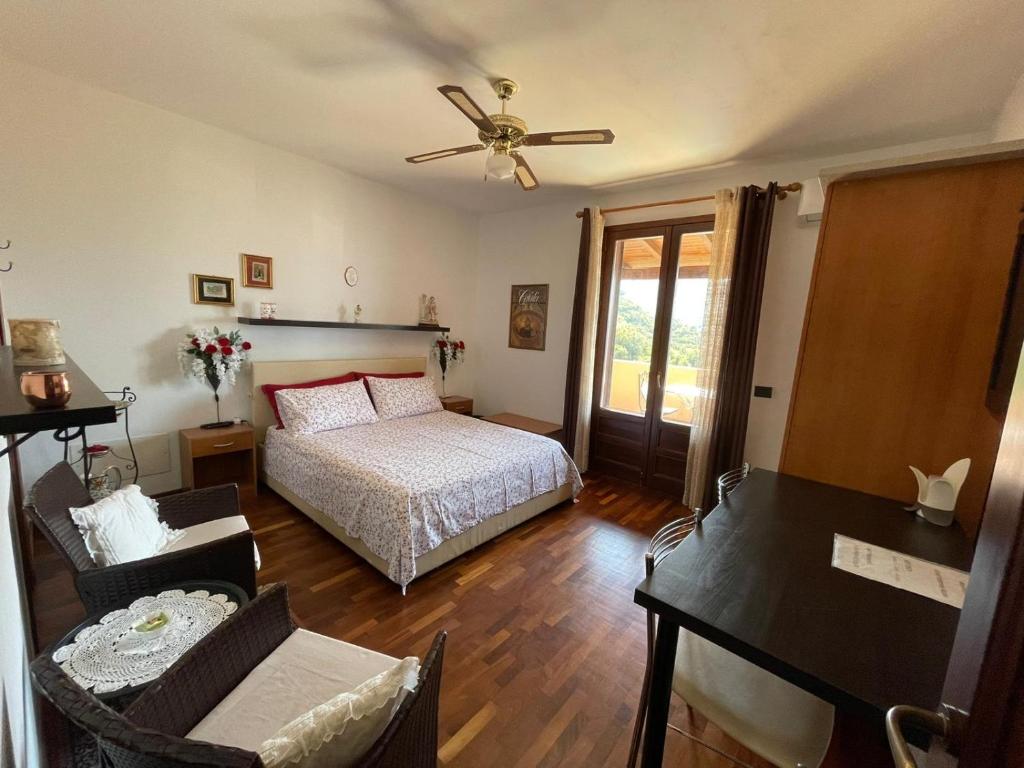 B&B Roomantic & Piscina Idromassaggio - 8