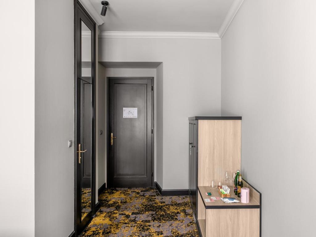 Numa Prague Root - 5