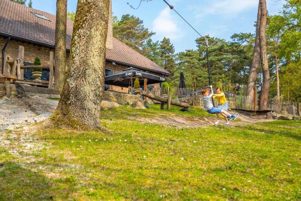 Zahrada ubytování EuroParcs Hoge Kempen