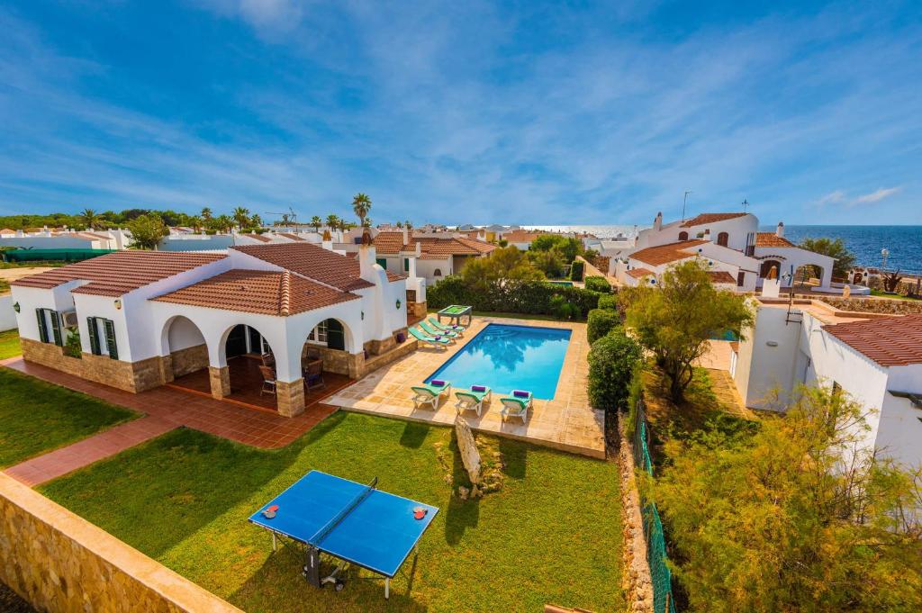 Villa Belafranc by Villa Plus, Calan Bosch – Precios ...