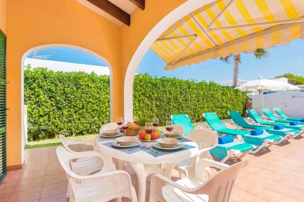 A seating area at Villa Mikel by Villa Plus