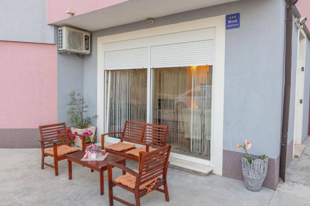 Fotografie z fotogalerie ubytování APARTMENT MIĆI, Kamenmost - Makarska v destinaci Perići