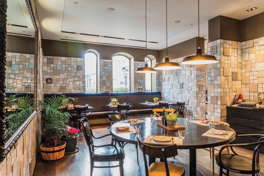 Posezení v ubytování Mamilla Hotel