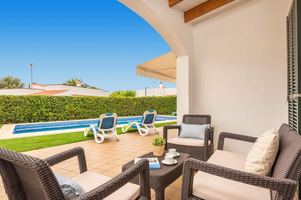 The swimming pool at or close to Villa Beltran by Villa Plus
