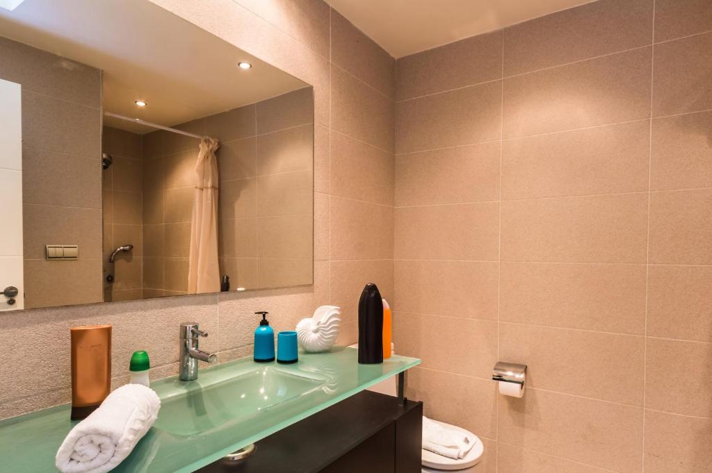 A bathroom at Villa Sirena by Villa Plus