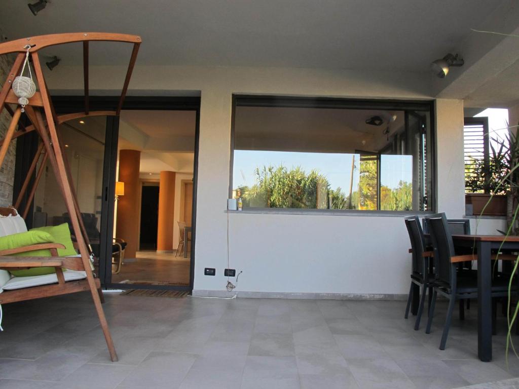 A balcony or terrace at Villa Le Lanterne Pool & Relax