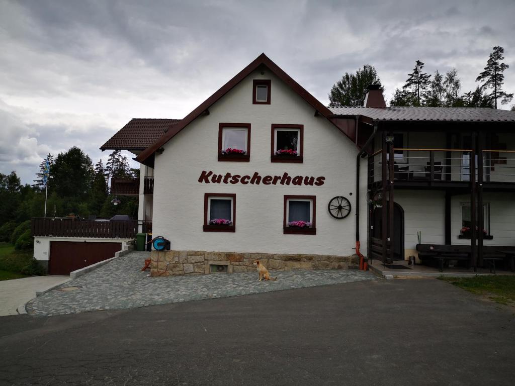 Budova, kde se apartmán nachází
