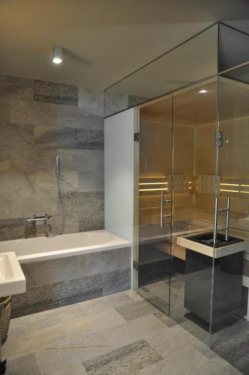 Kúpeľňa v ubytovaní SEE 31, Ferienlofts am Traunsee
