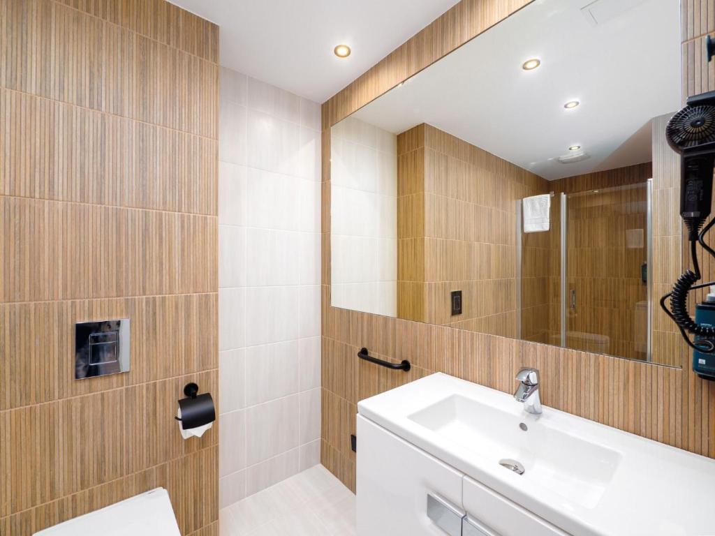 Koupelna v ubytování Resort Król Plaza Spa & Wellness