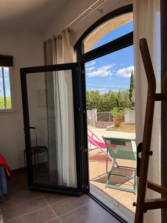 Balkón nebo terasa v ubytování Adorable Gîte (10mn Uzès)