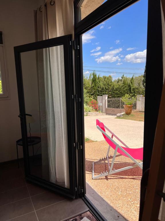 Balkón nebo terasa v ubytování Adorable Gîte (10mn Uzès)