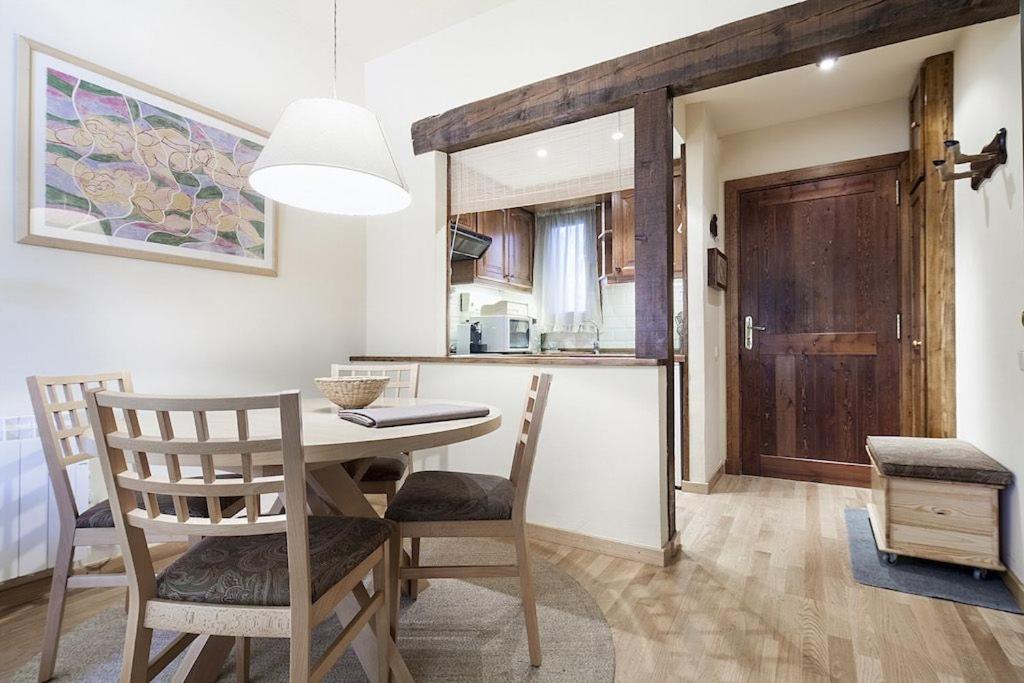 Fotografie z fotogalerie ubytování Luderna - Apartamento Tanau A2 Esquirós 2 v destinaci Naut Aran