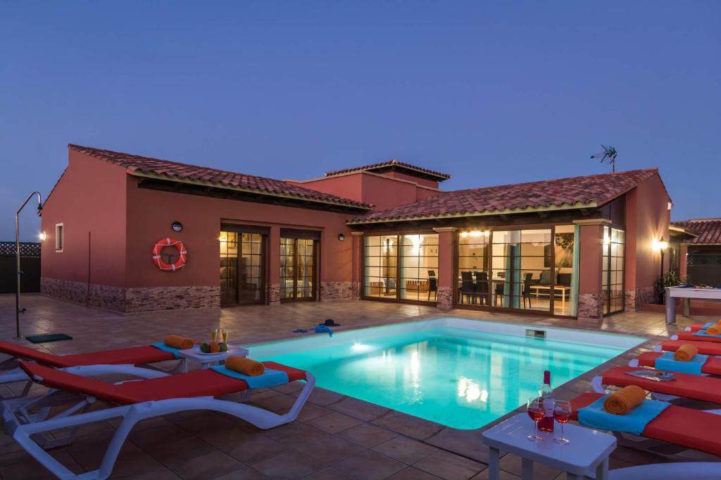 Villa Simona by Villa Plus, Corralejo Updated 2024 Prices