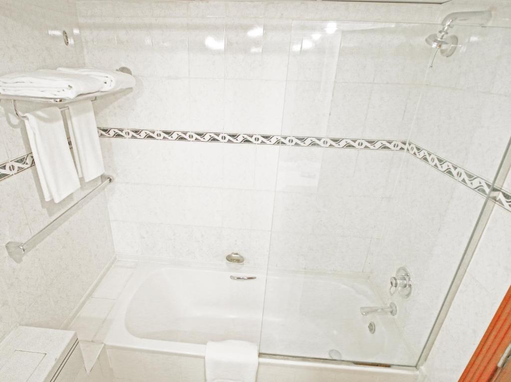 The George Hotel by Saffron, Dubai Creek - Resim 38