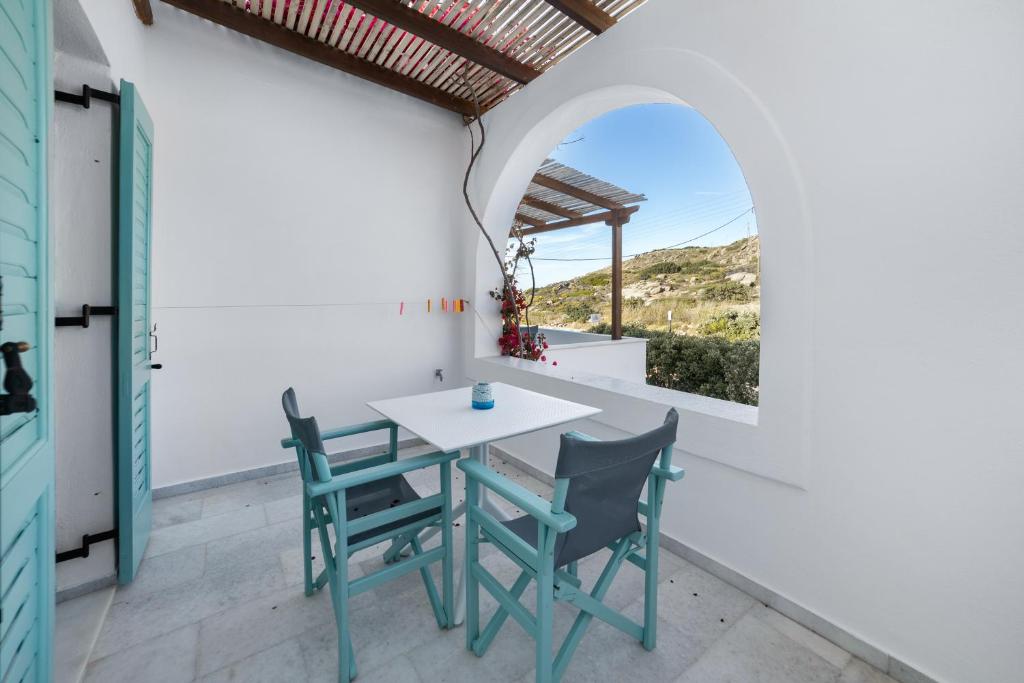 Naxos Cave Suites - 7
