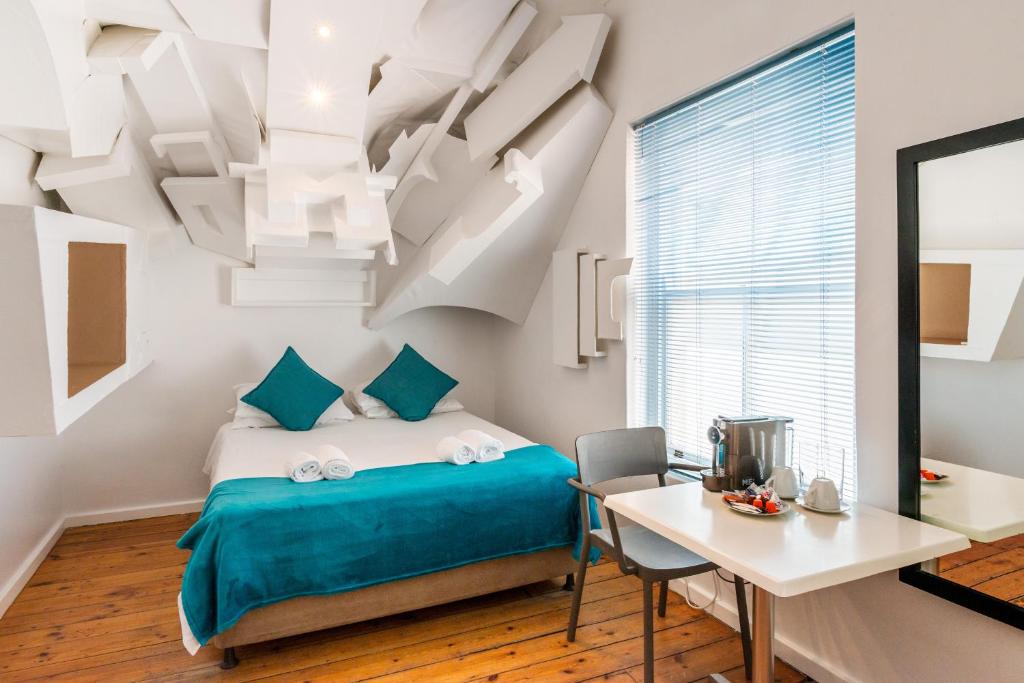 Daddy Long Legs Art Hotel, Cape Town – Updated 2023 Prices