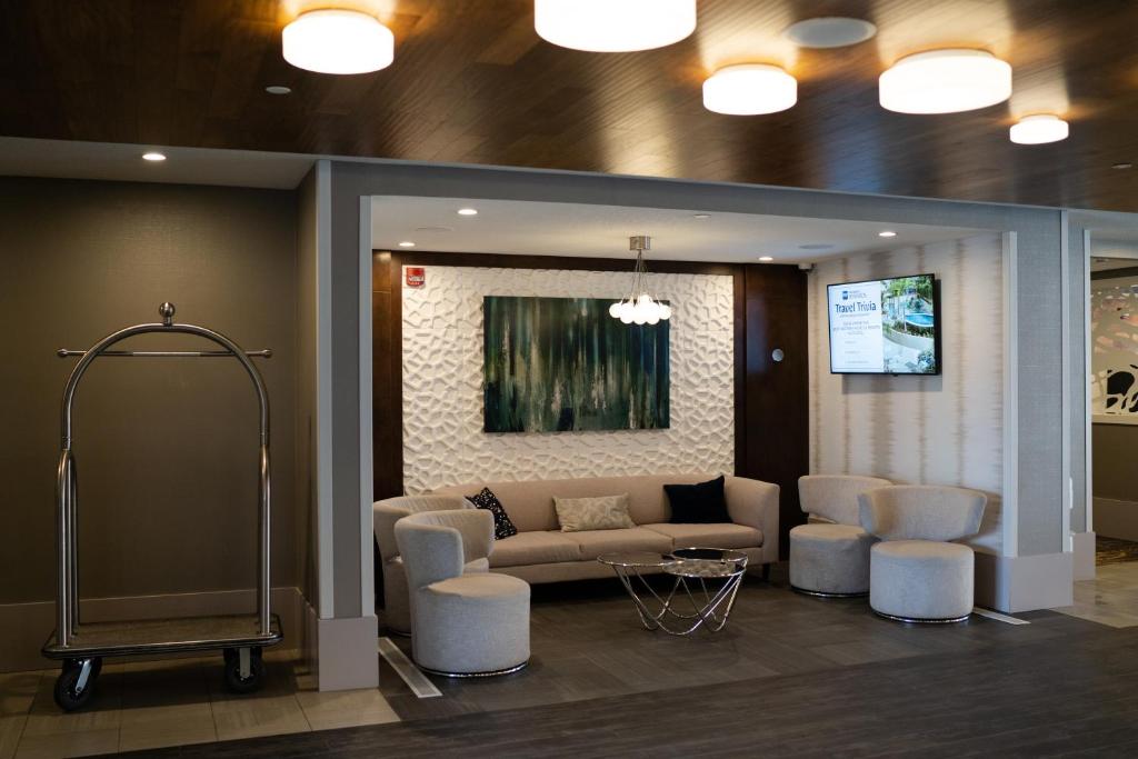 Setusvæði á Best Western Plus Airdrie Gateway