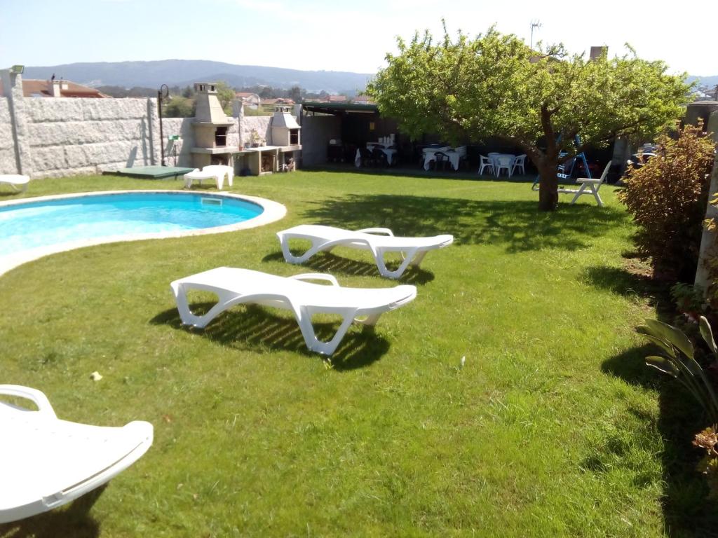 Bazén v ubytování Casa Laura Sanxenxo nebo v jeho okolí