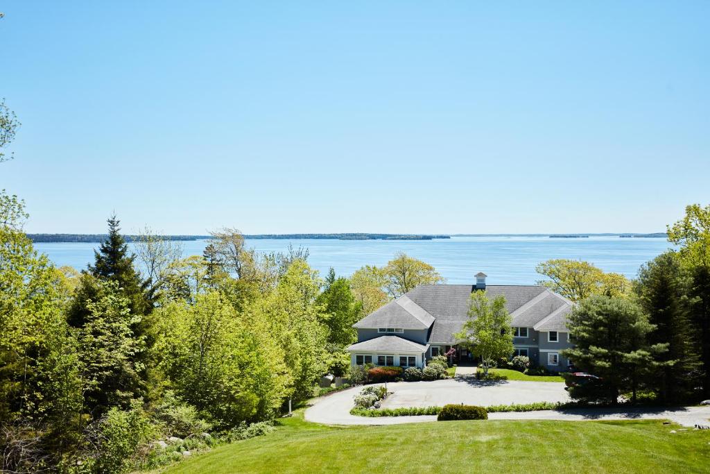 The Inn at Ocean's Edge photo