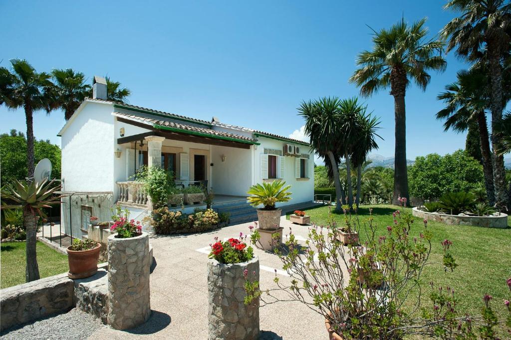 Zahrada ubytování Villa Conxa Bisanyes by Villa Plus