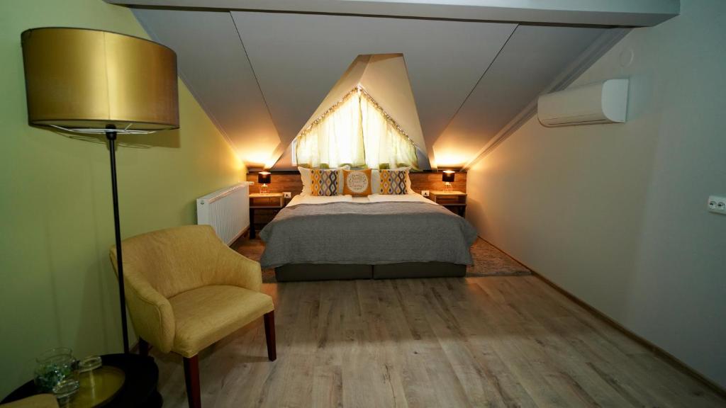 CORVIN HOUSE - Suite Estándar