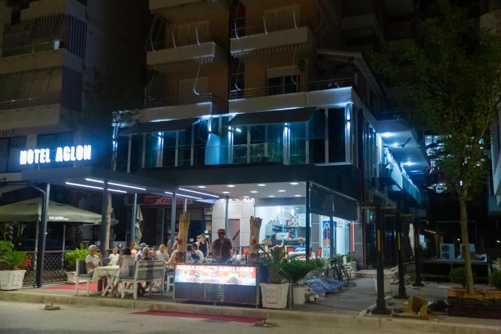 Hosté ubytování Hotel Aglon