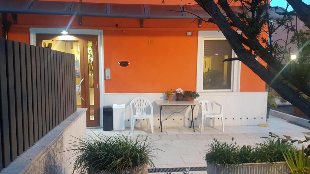 Budova, kde se hotel nachází