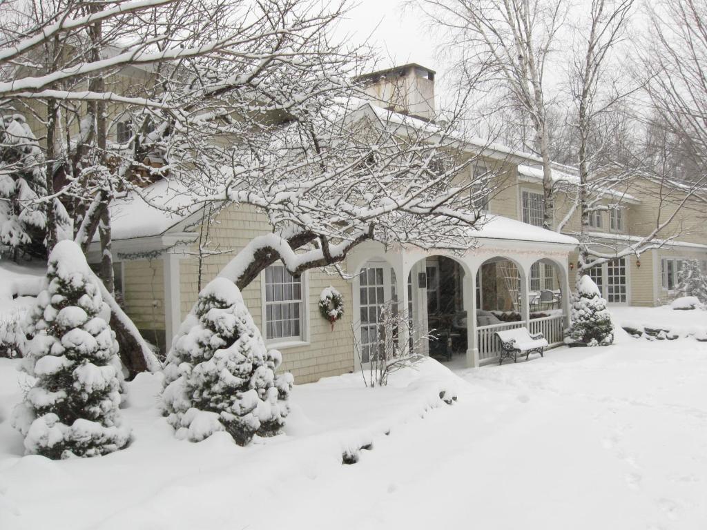 Deerhill Inn v zimě