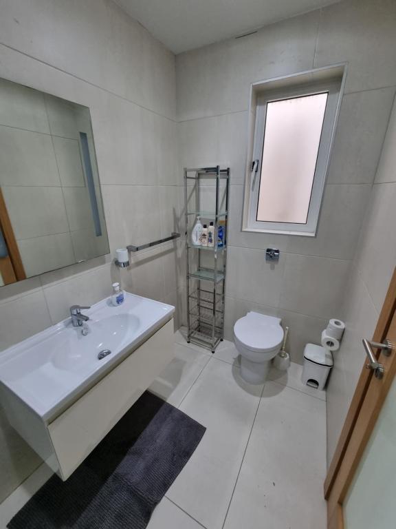 MetroStays Apartament ST JULIAN MALTA - Two-Bedroom Apartment