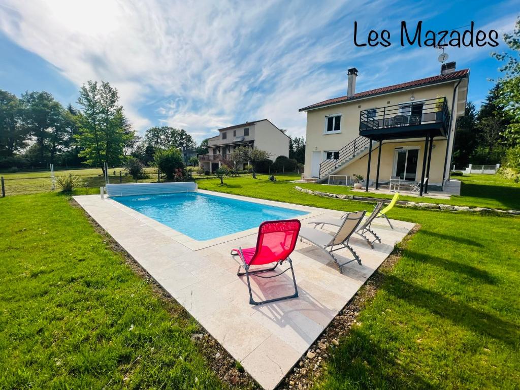 Les Mazades à 10 min de Périgueux avec piscine chauffée, meublé de tourisme classé 3 étoiles - Maison De Trois Chambres