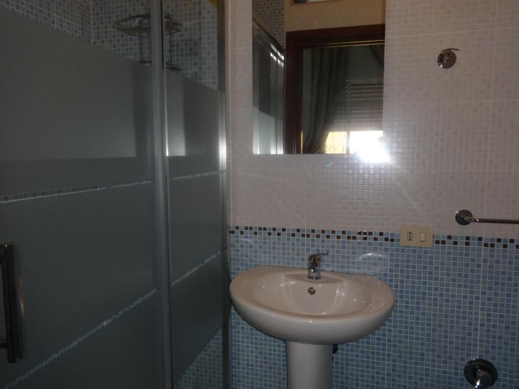 A bathroom at B&B Twins