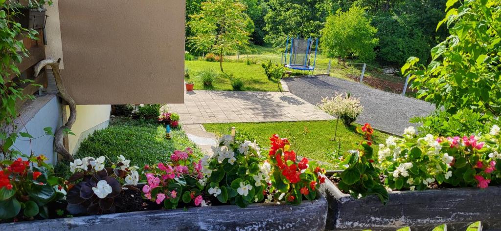 Zahrada ubytování Guest House Bunčić Rooms & Apartments