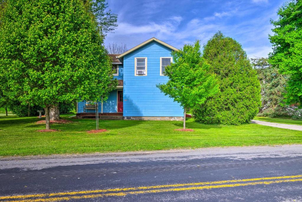 7 Mi to Seneca Lake: Family Retreat in Stanley photo