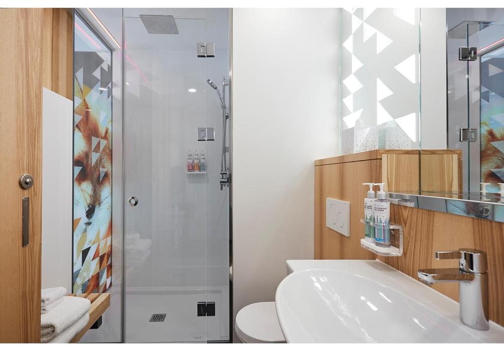 Alt Hotel Calgary East Village - Resim 10