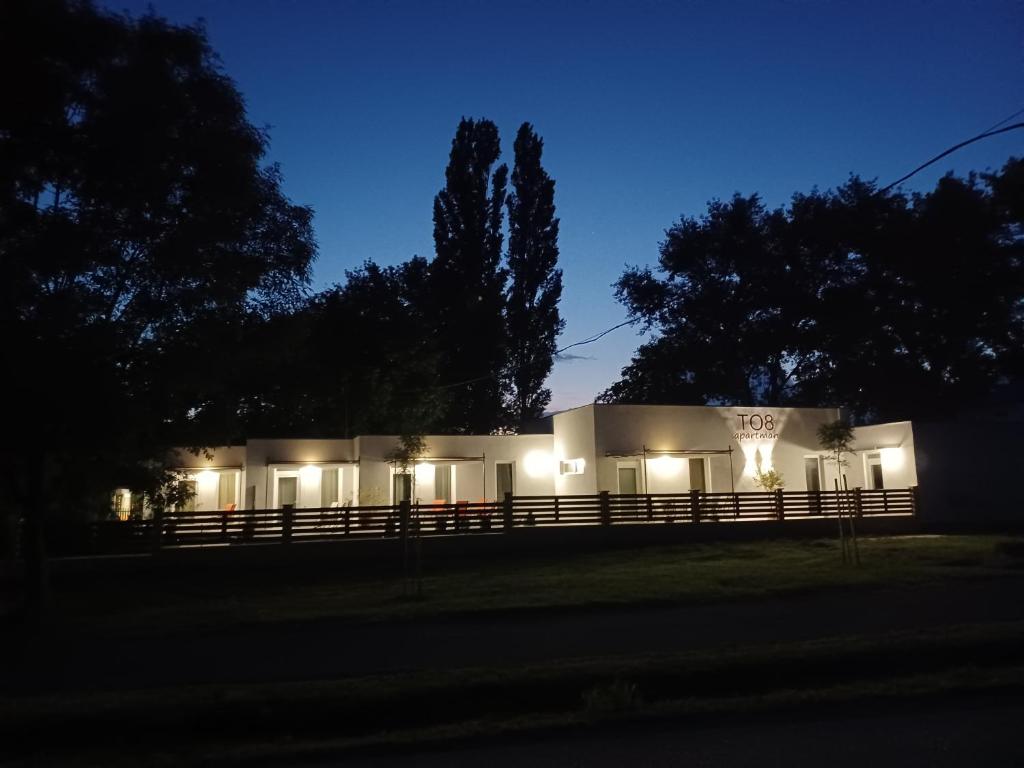 Budova, kde se aparthotel nachází