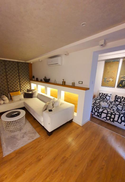 Penthouse Lux - Apartment With Terrace