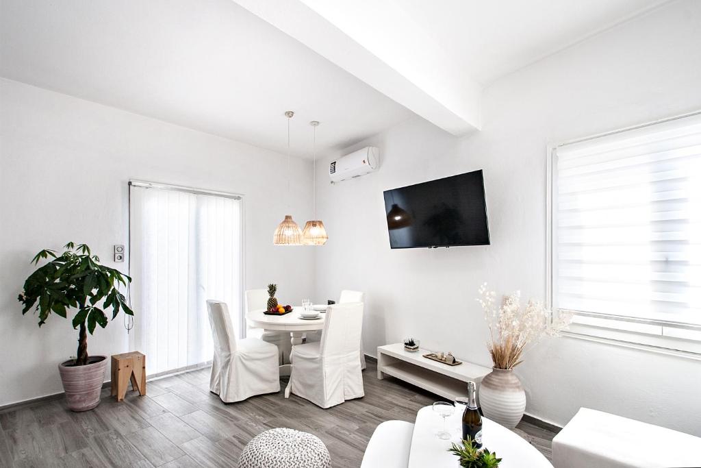 Fotografia z galérie ubytovania Capolavoro, boutique apartment with unique rooftop v destinácii Skiathos Town