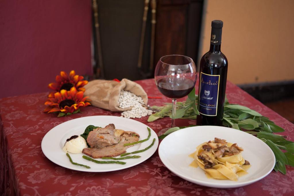 Nápoje v ubytování Hotel Albergo Ristorante Il Ciclope