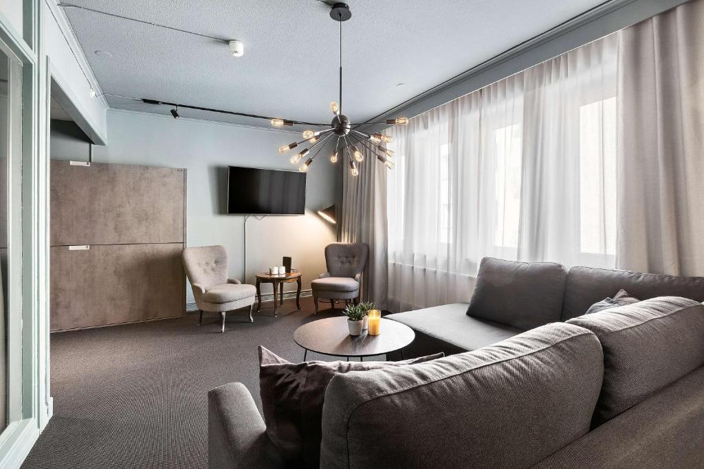 TV a/nebo společenská místnost v ubytování Best Western Princess Hotel