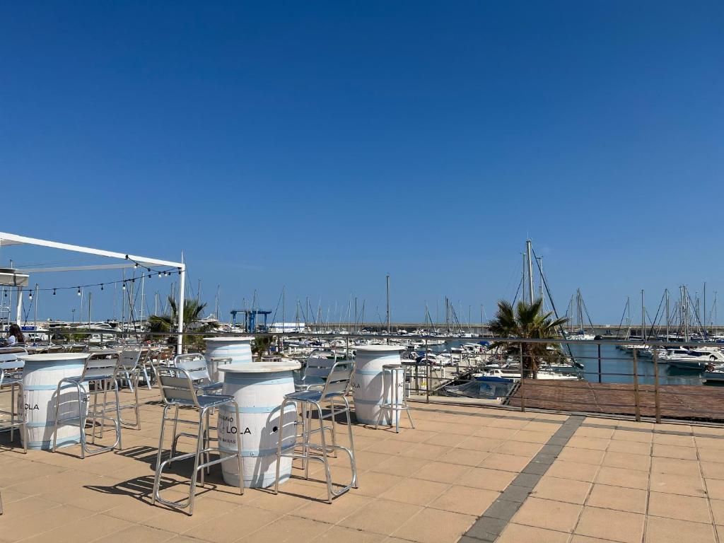 Fotografie z fotogalerie ubytování APARTAMENTO MUY LUMINOSO EN SEGUNDA LÍNEA DE MAR v destinaci Roda de Bará