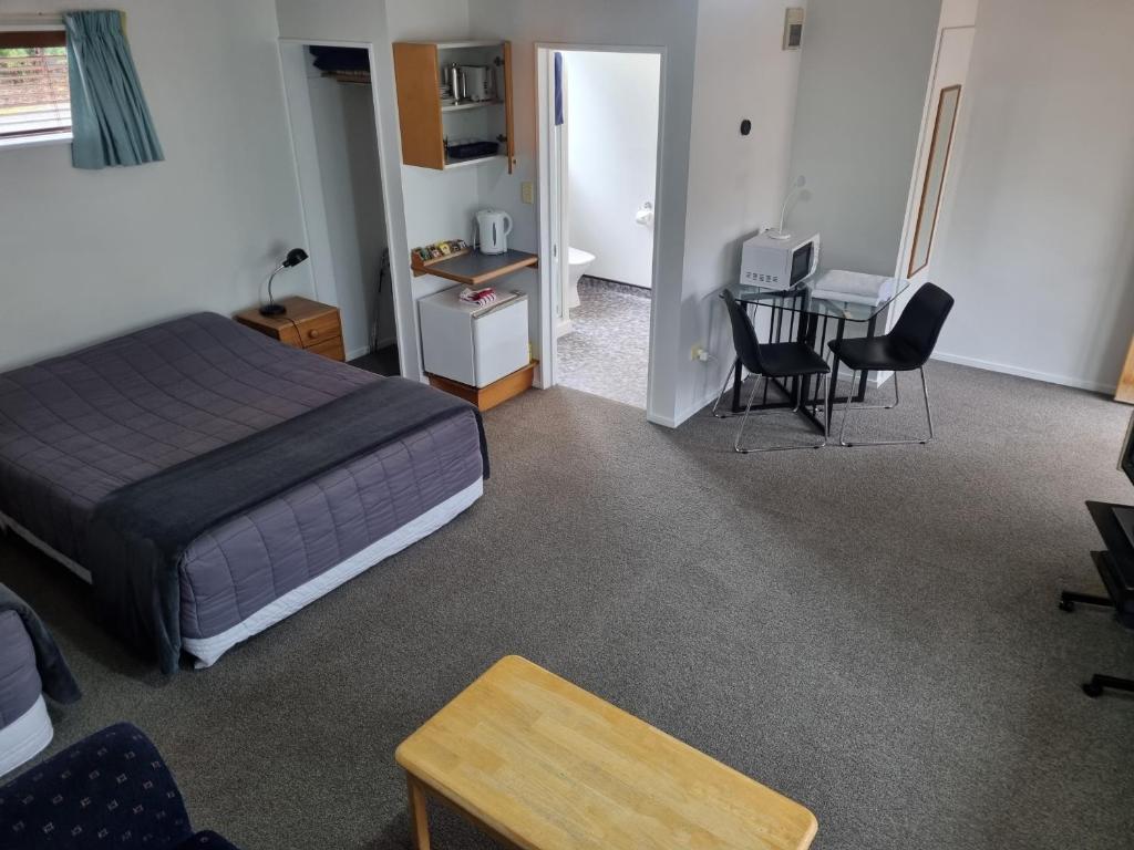 Glenalvon Lodge Motel - Resim 12