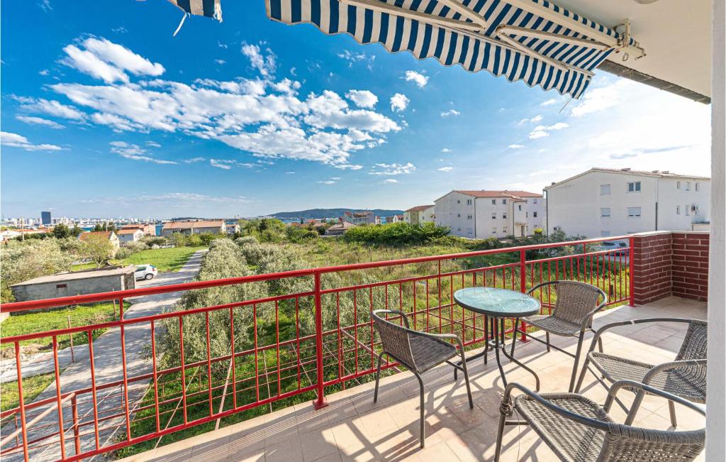 Balkón alebo terasa v ubytovaní Stunning Apartment In Kastel Sucurac