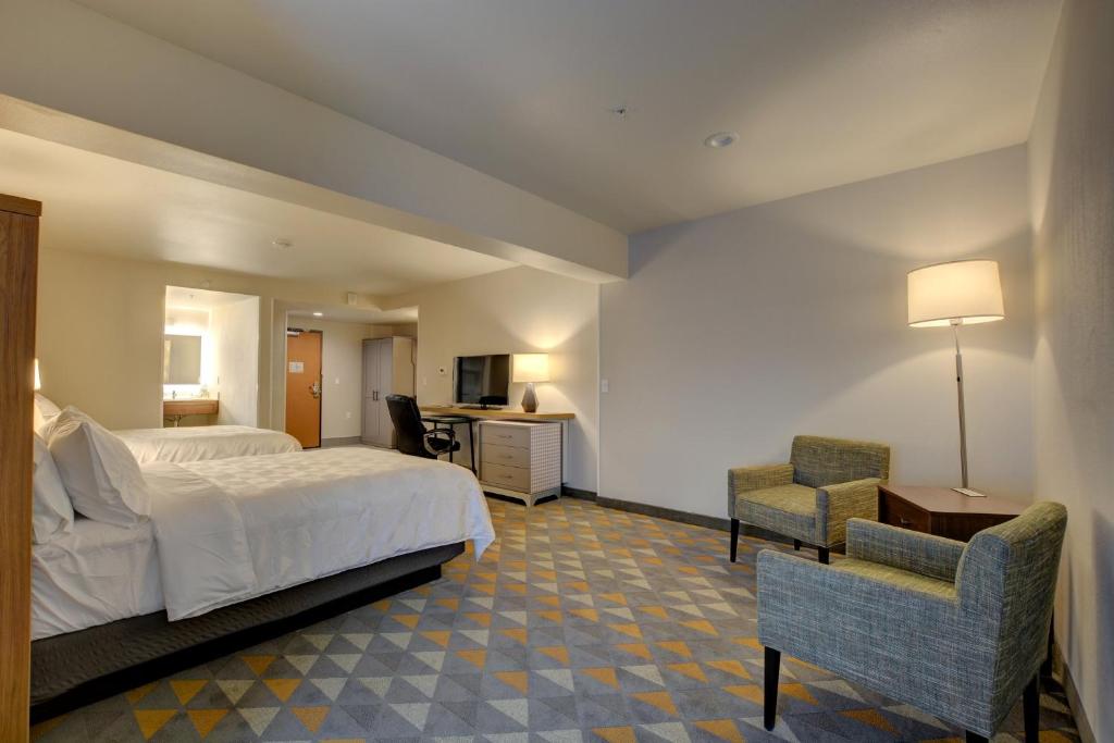 Holiday Inn - Salem, an IHG Hotel - 
