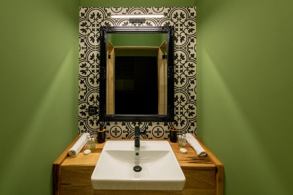 Boutique Hotel Cocosul de Aur - Resim 39