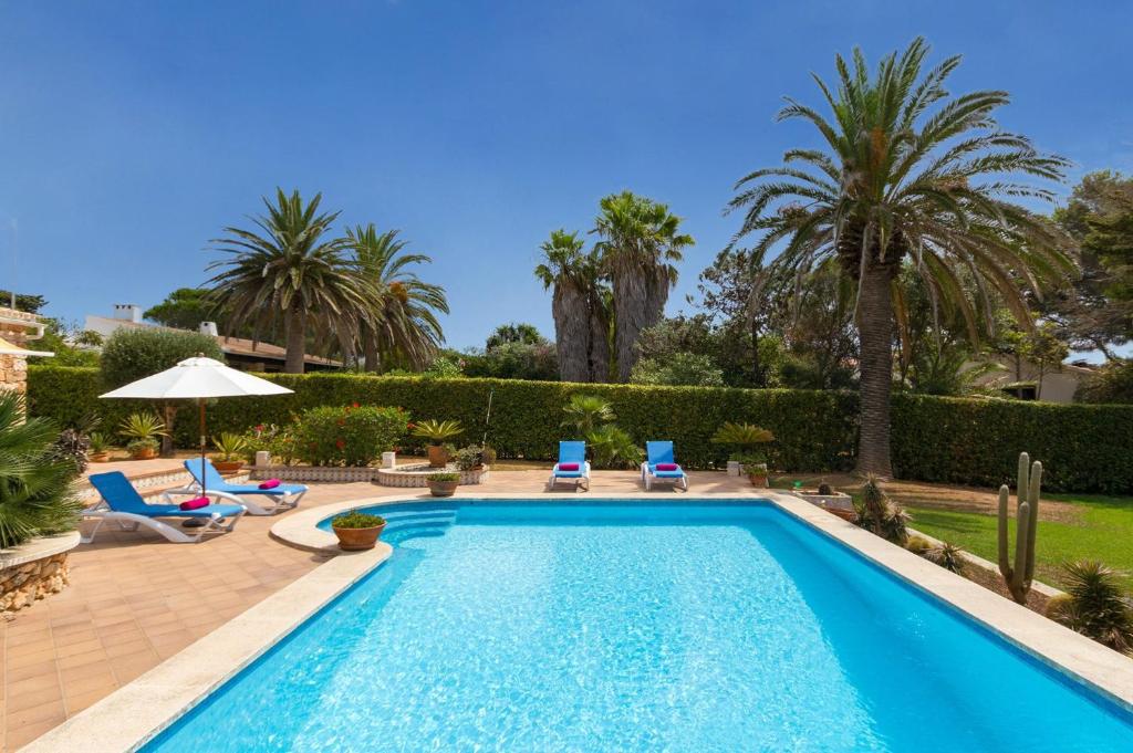 The swimming pool at or close to Villa Diamante by Villa Plus