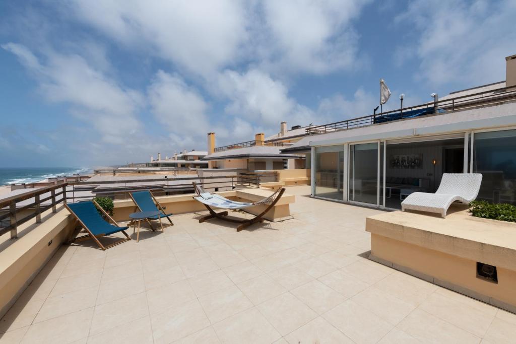 Balkón nebo terasa v ubytování Appartement 300m2 vue sur océan Prestigia - Plage des nations
